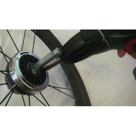 Reparatur knarzender/defekter Laufräder bei Thule Chariot -Modellen ab Baujahr 17